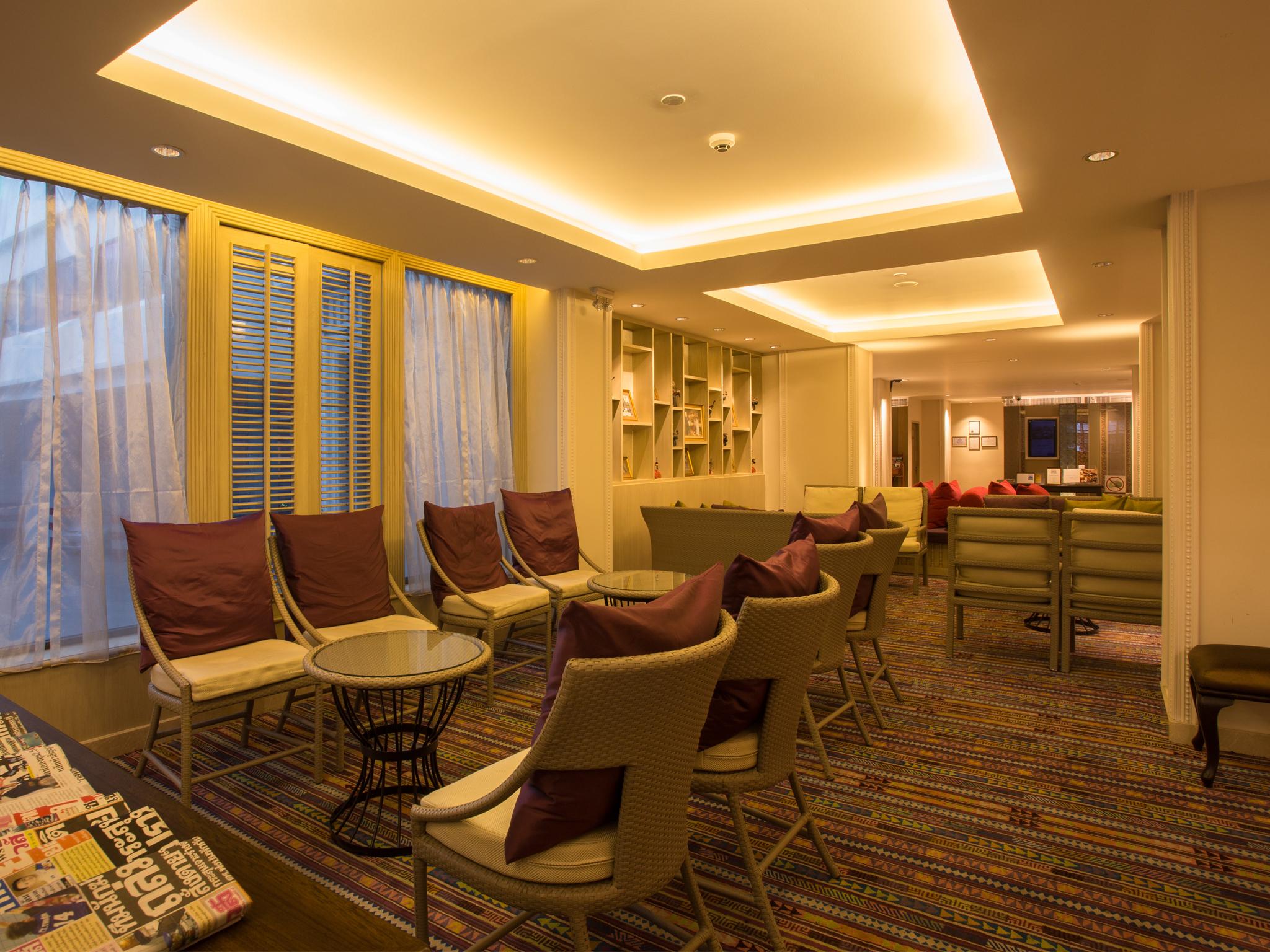 Dusit Princess Chiang Mai Exteriör bild